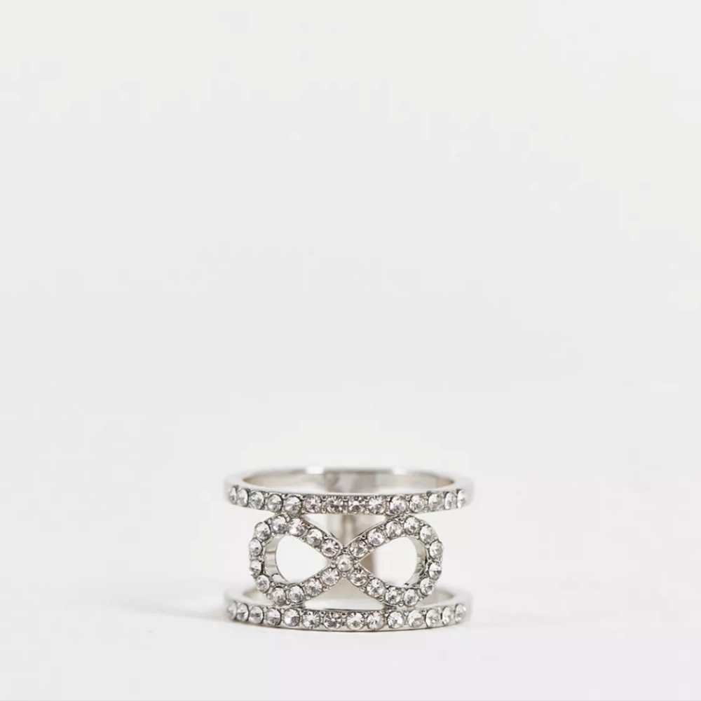 🆑️ TRUE DECADENCE | Bow Detail Ring sz 6.5